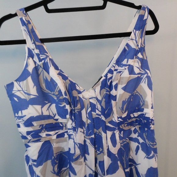 Le Chateau Blue and Grey Abstract Floral Dress - Size XL - Picture 3 of 5